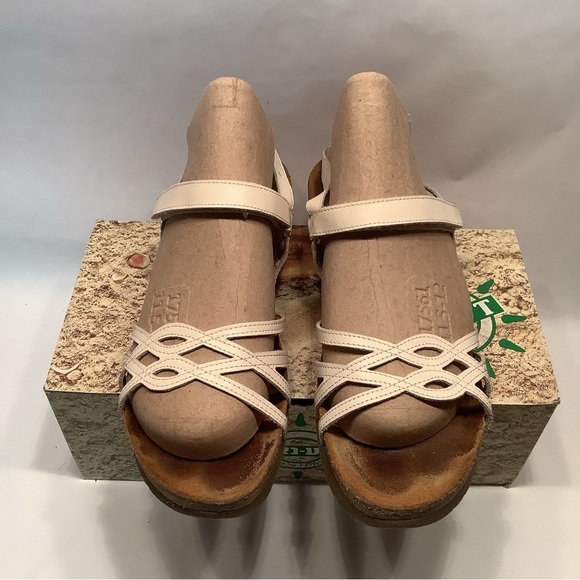 Naot Slingback Sandal Off White SZ 41 US 10 Leather Cork Comfort Summer Dressy - Picture 3 of 7